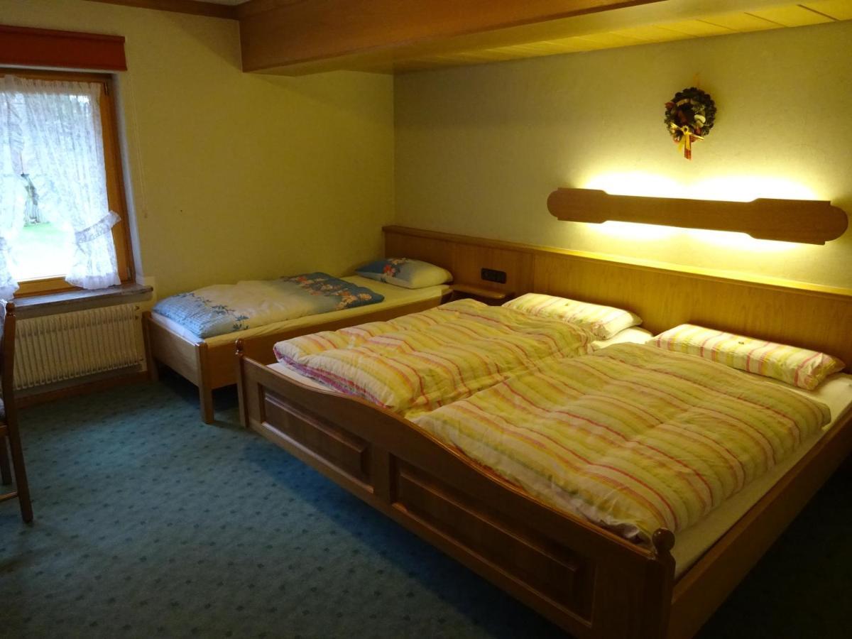 Apartamento Schwarzwaldhaus Simmelehof Lenzkirch Habitación foto