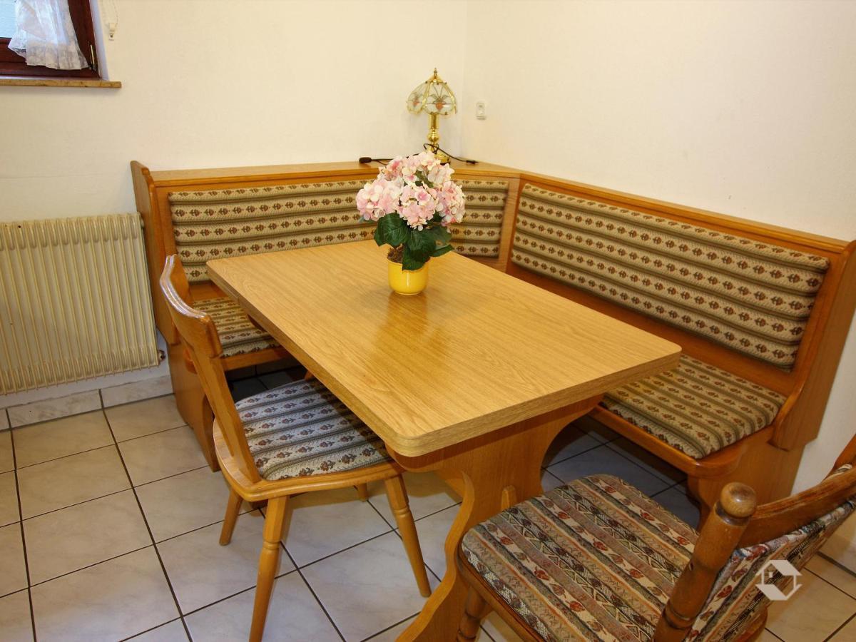 Apartamento Schwarzwaldhaus Simmelehof Lenzkirch Exterior foto