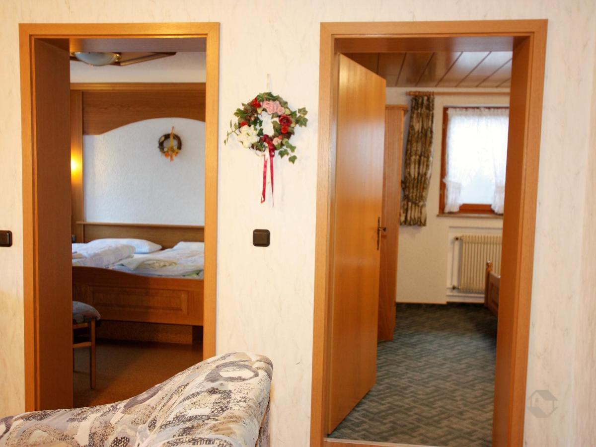 Apartamento Schwarzwaldhaus Simmelehof Lenzkirch Exterior foto